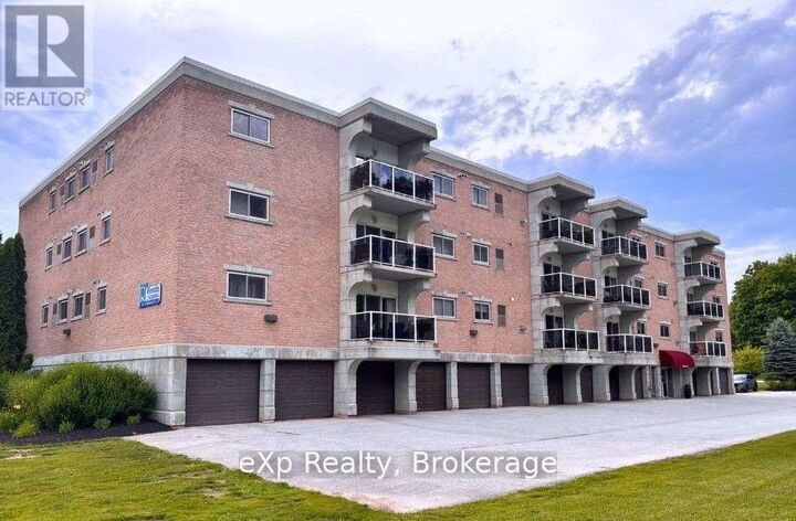 Property Photo:  85 William Street North 204  ON N0G 2V0 