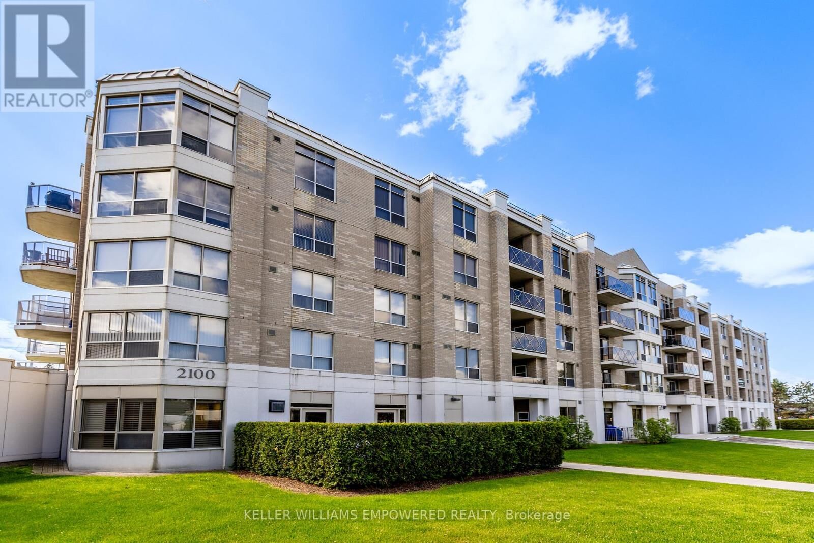 Property Photo:  2100 John Street 201  ON L3T 7S6 