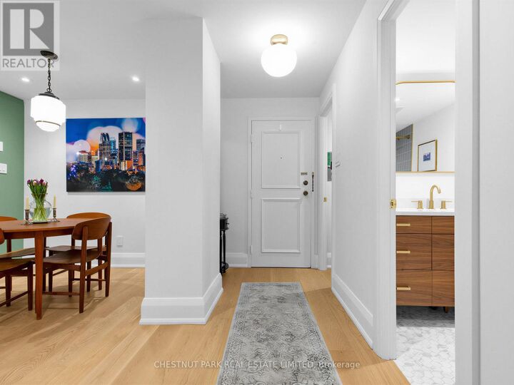 Property Photo:  212 St. George Street 102  ON M5R 2N5 