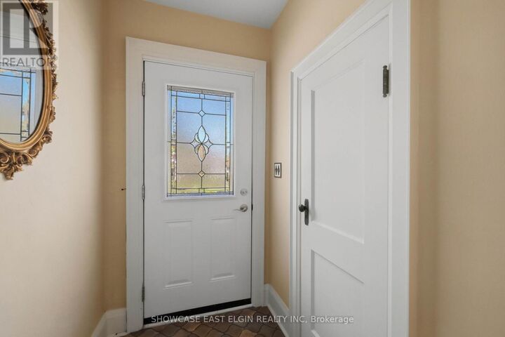 Property Photo:  31 Park Street  ON N5H 2P2 