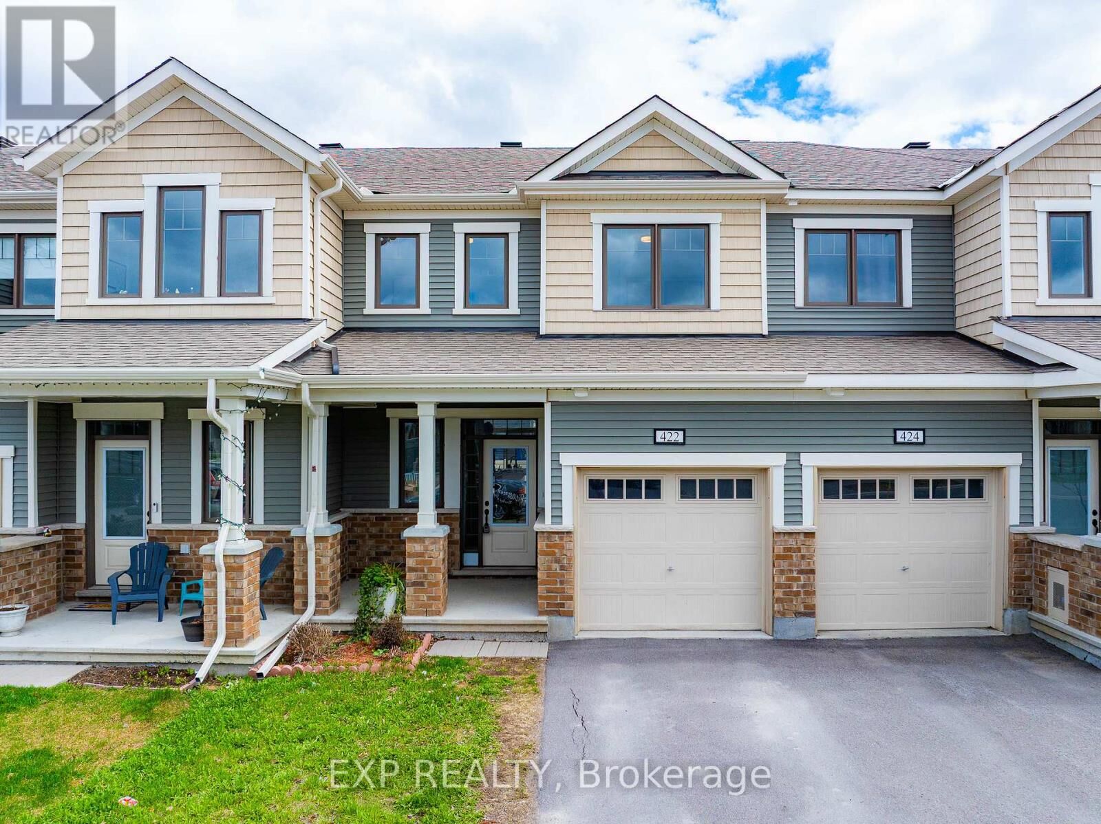 Property Photo:  422 Cope Drive  ON K2V 0P8 