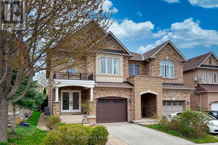 Property Photo:  2445 Felhaber Crescent  ON L6H 7N8 