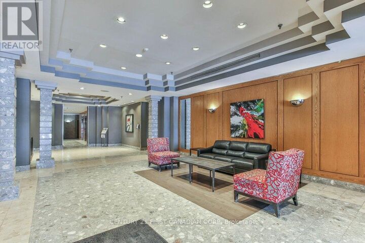 Property Photo:  695 Richmond Street 1406  ON N6A 5M8 