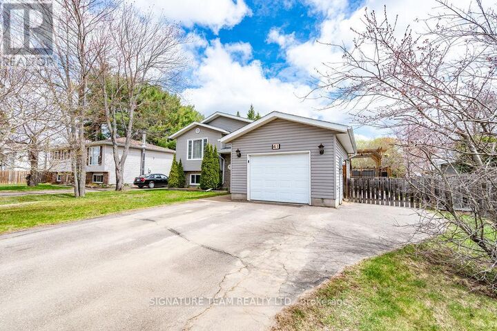 Property Photo:  41 Audrey Street  ON K8H 1N5 