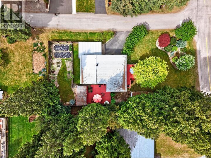 Property Photo:  902 26th Street  BC V1N 3Z4 
