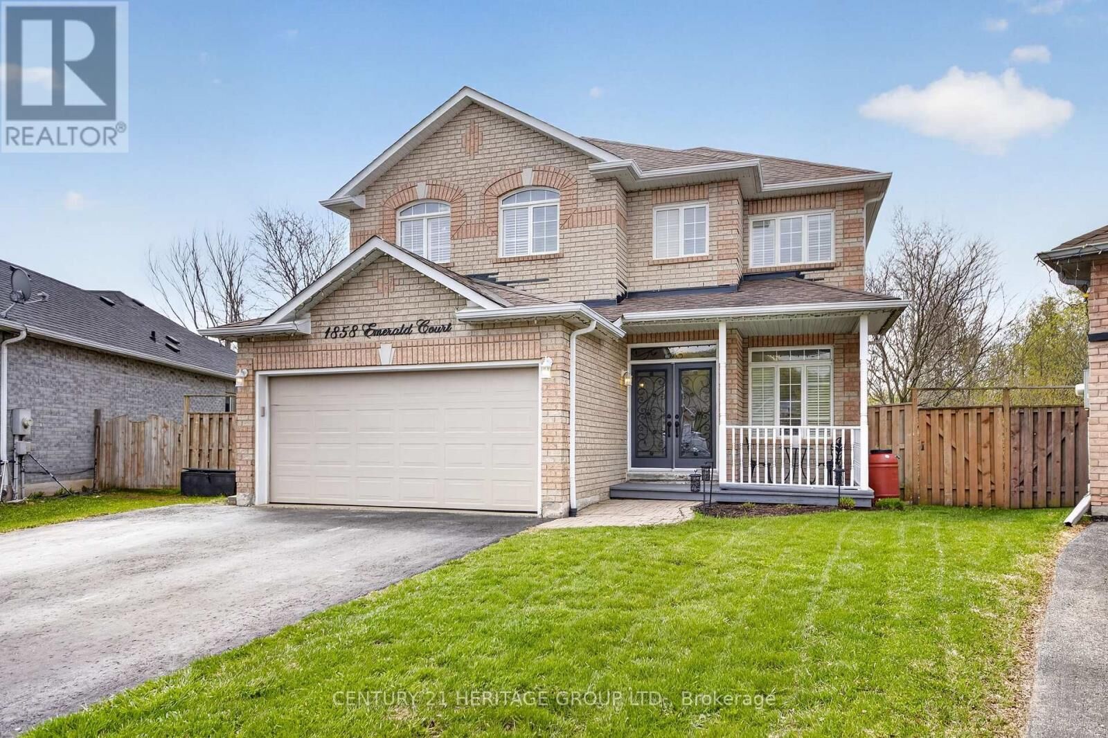 Property Photo:  1858 Emerald Court  ON L9S 2A5 