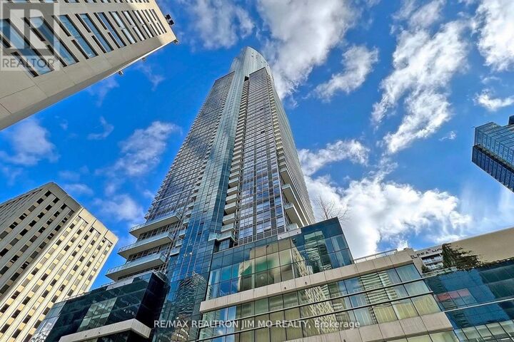Property Photo:  386 Yonge Street 2508  ON M5B 0A5 