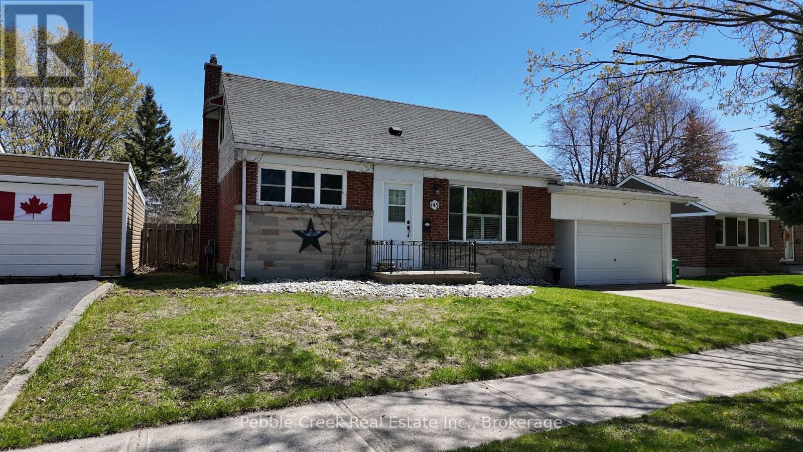 Property Photo:  145 Elizabeth Street  ON N7A 3T7 