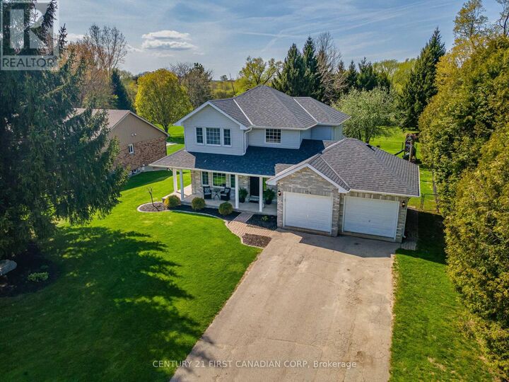 Property Photo:  114 Brookfield Street  ON N0M 1P0 