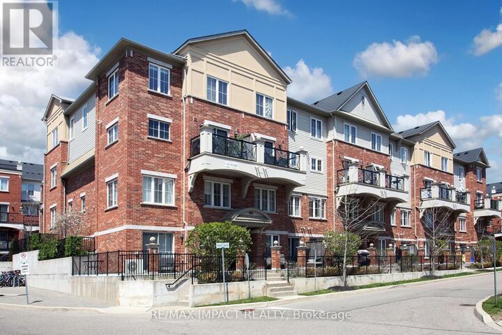 Property Photo:  47 Hays Boulevard  ON L6H 0J1 