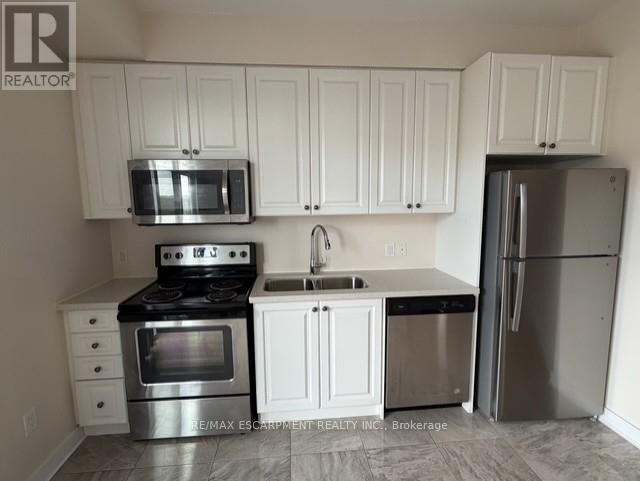 Property Photo:  2490 Old Bronte Road 730  ON L8M 0Y5 