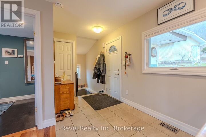 Property Photo:  831 Ski Club Road  ON P1B 7R5 