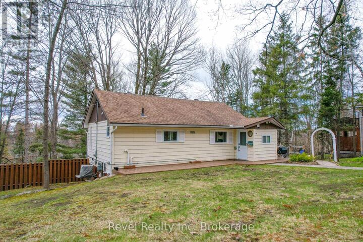 Property Photo: 831 Ski Club Road ON P1B 7R5