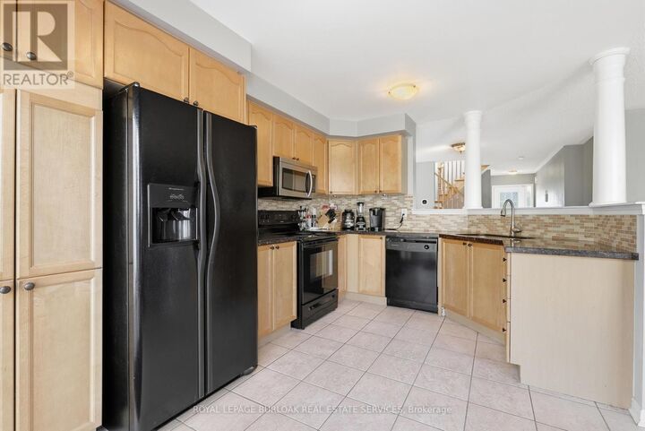 Property Photo:  2285 Colbeck Street  ON L6M 5E4 