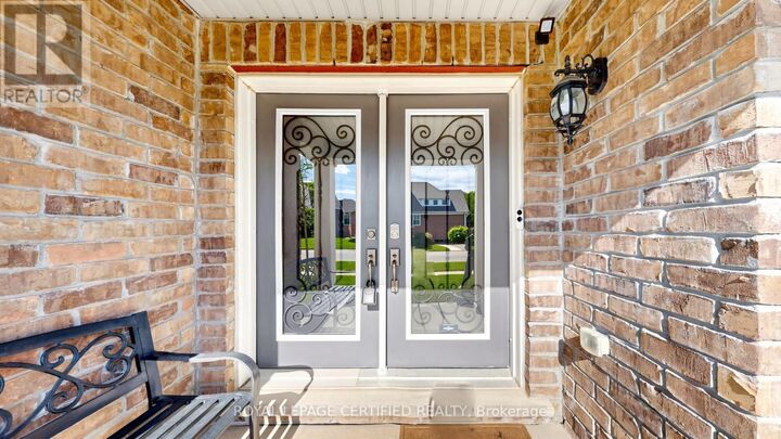 Property Photo:  1 Benson Avenue  ON L9W 6W7 