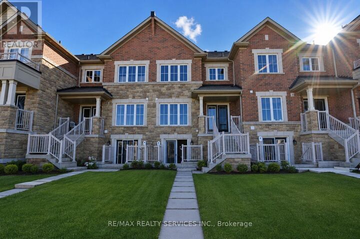 Property Photo:  124 Golden Springs Drive  ON L7A 0C7 