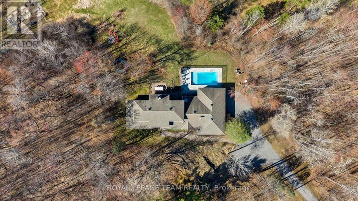 Property Photo:  278 John Aselford Drive  ON K2W 1A8 