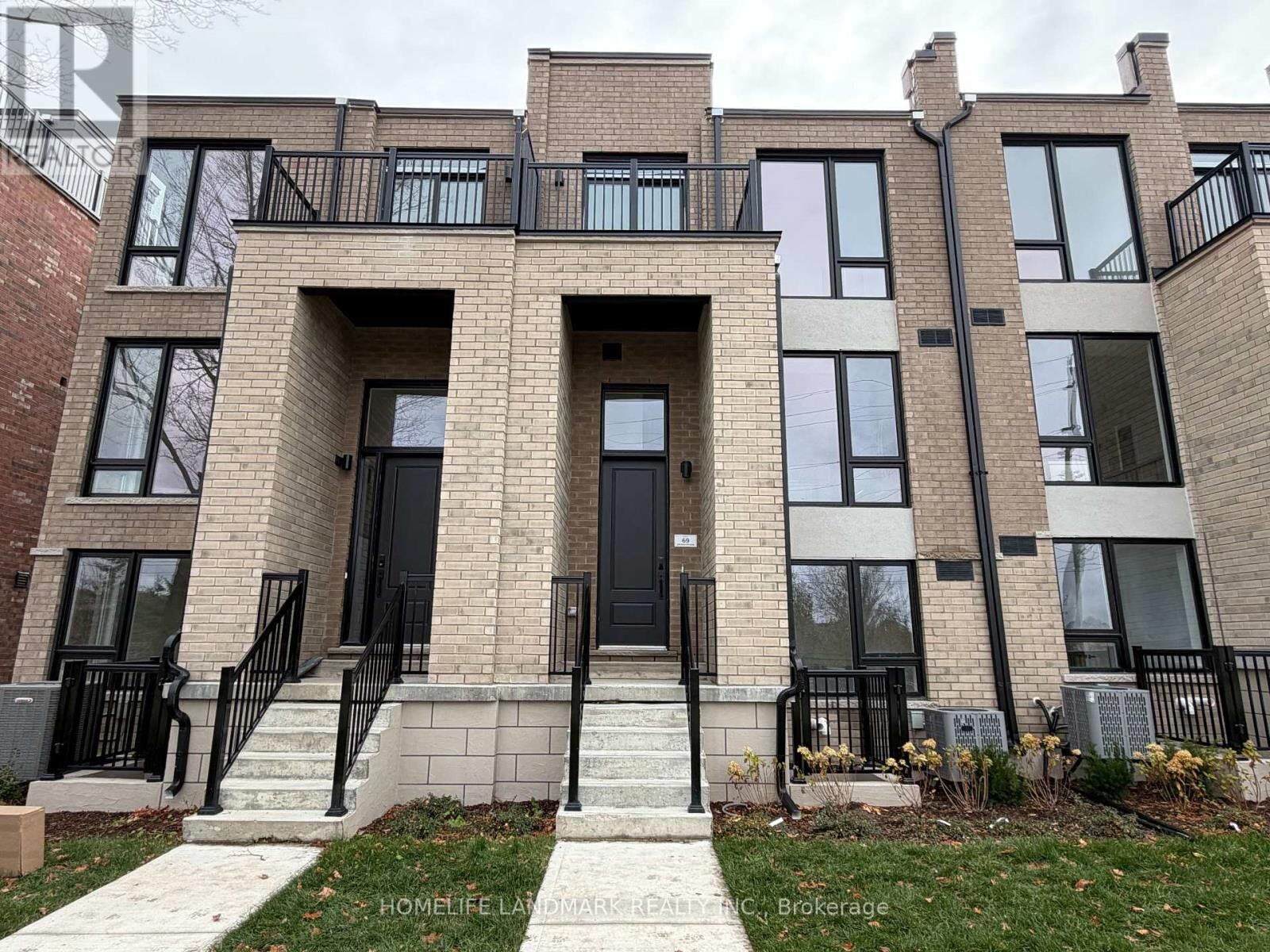 Property Photo:  67 Jefferson Sideroad  ON L4E 1M1 
