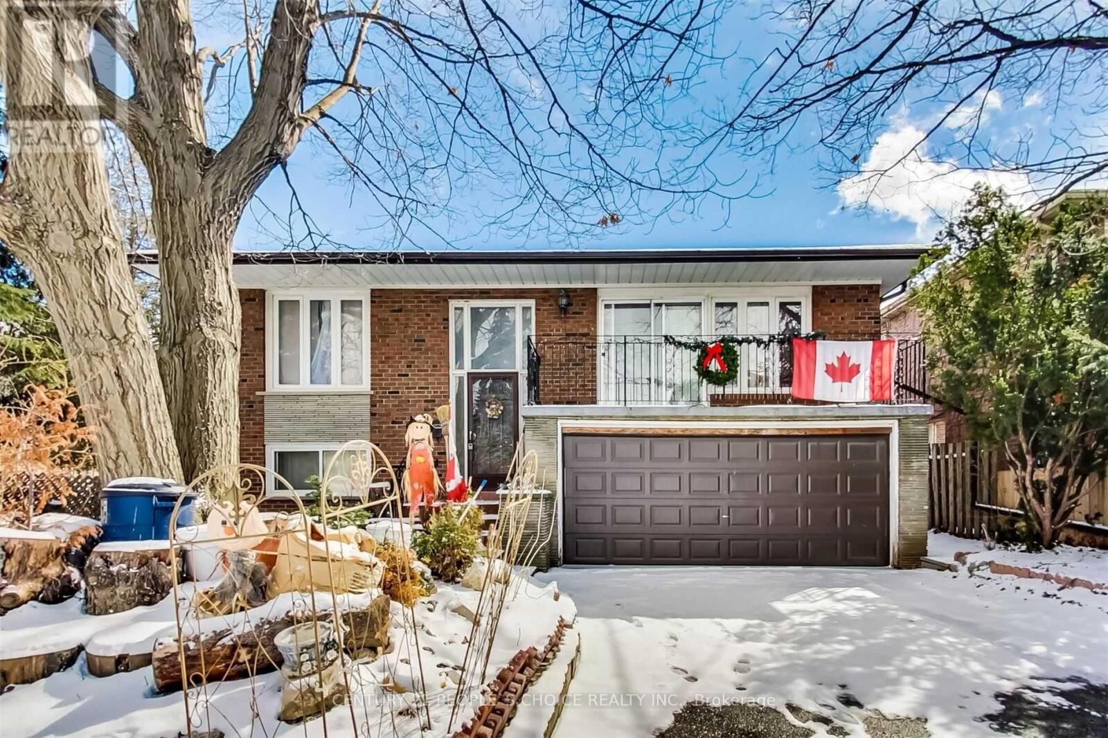 Property Photo:  7 Riverside Drive  ON M9L 1J1 