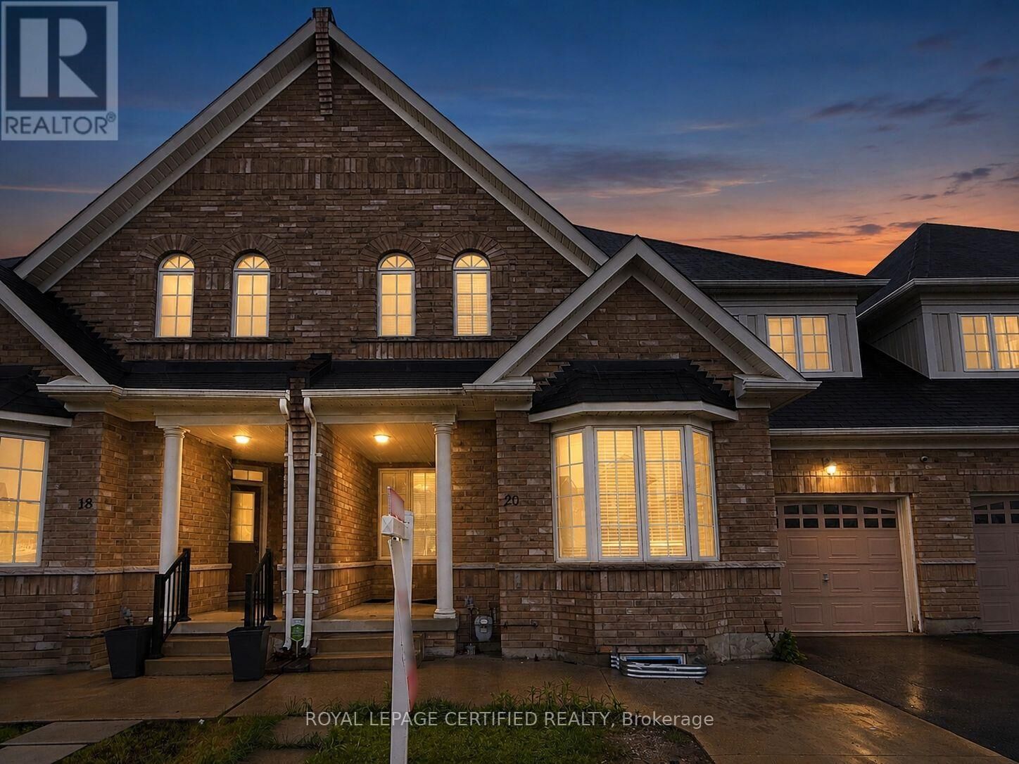 Property Photo:  20 Naperton Drive  ON L6R 0Z5 