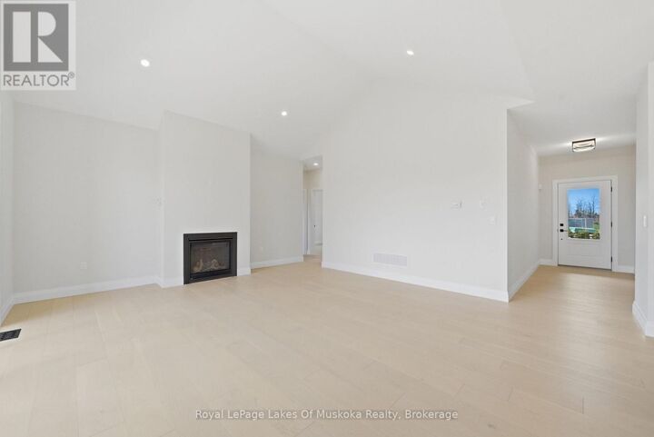 Property Photo:  21 Henry Ball Court  ON L0K 2G1 