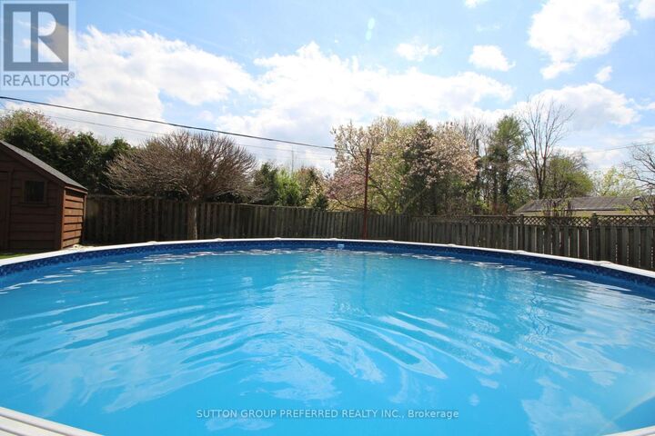 Property Photo:  737 Whetter Avenue  ON N6C 2H1 
