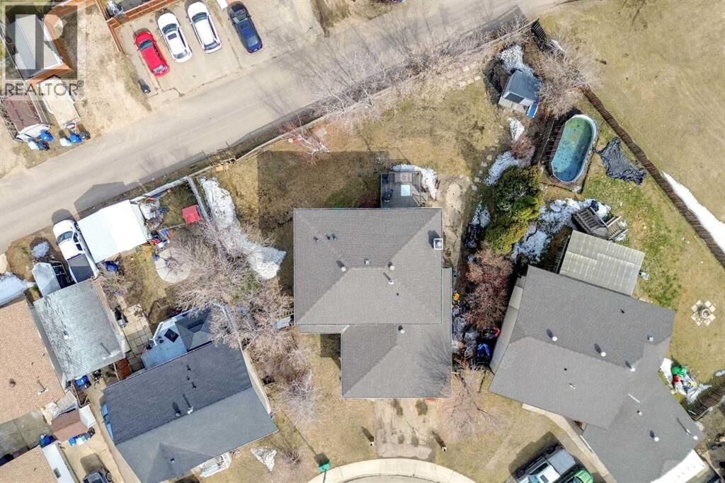 Property Photo:  145 Robin Crescent  AB T9H 2W4 