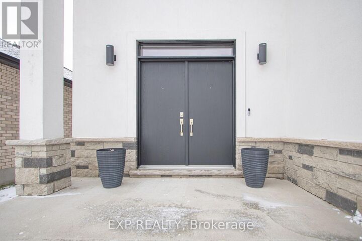 Property Photo:  3291 Regiment Road  ON N6P 0G5 