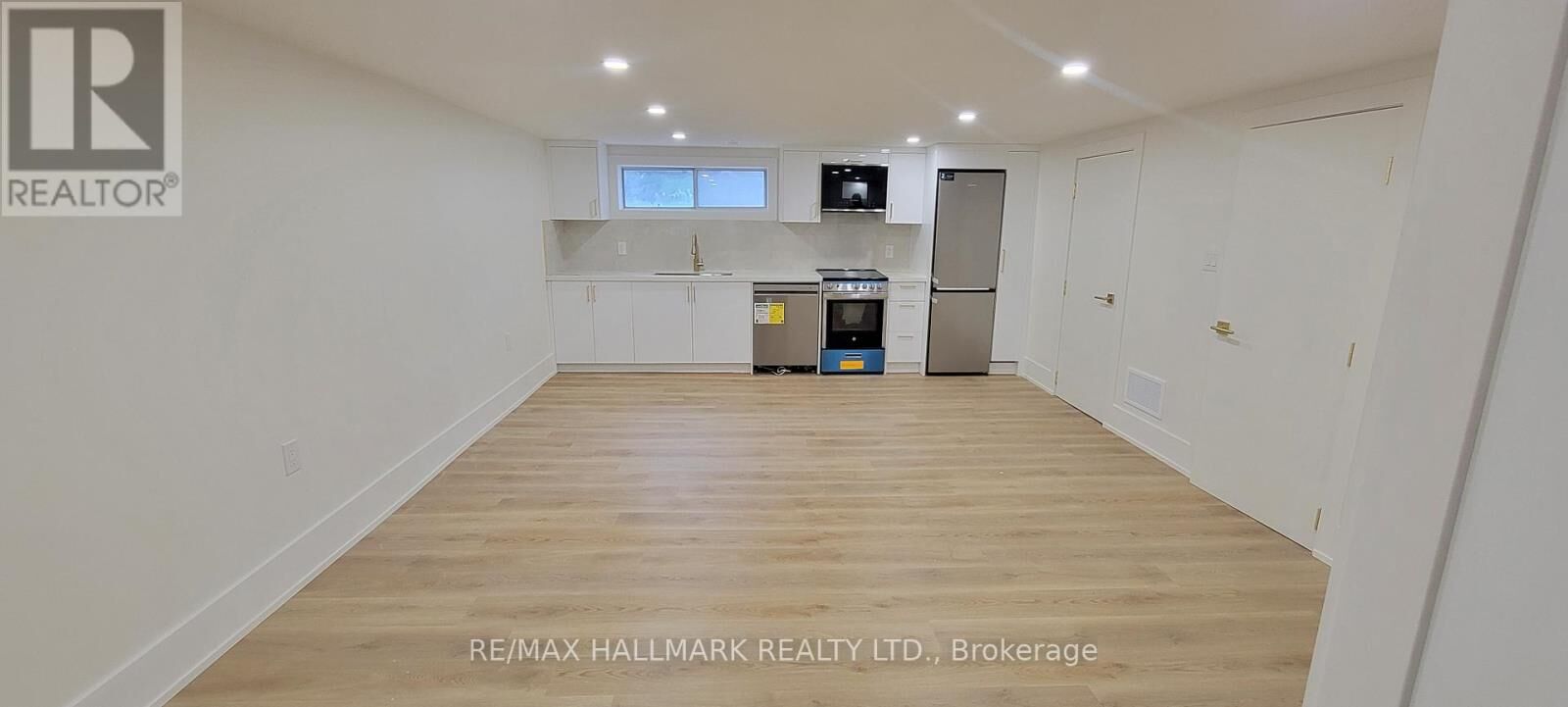 Property Photo:  11 Johnson Road Basement 2  ON L4G 2A3 