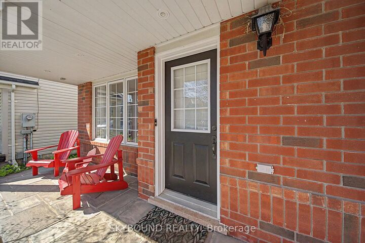 Property Photo:  970 Donnelly Street  ON L9T 6E2 