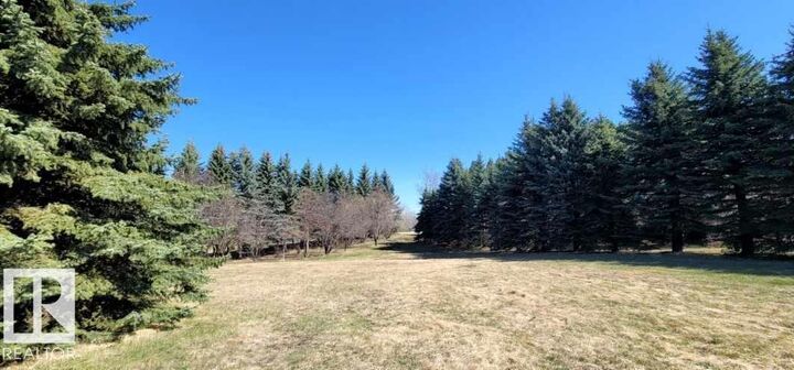 Property Photo:  #30 52519 Rge Road 21  AB T0E 0H0 