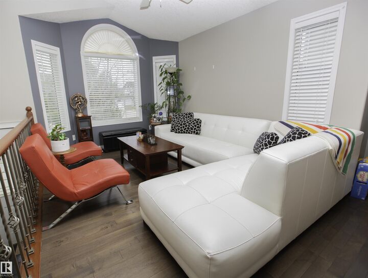 Property Photo:  2817 40A Avenue NW  AB T6T 1L7 
