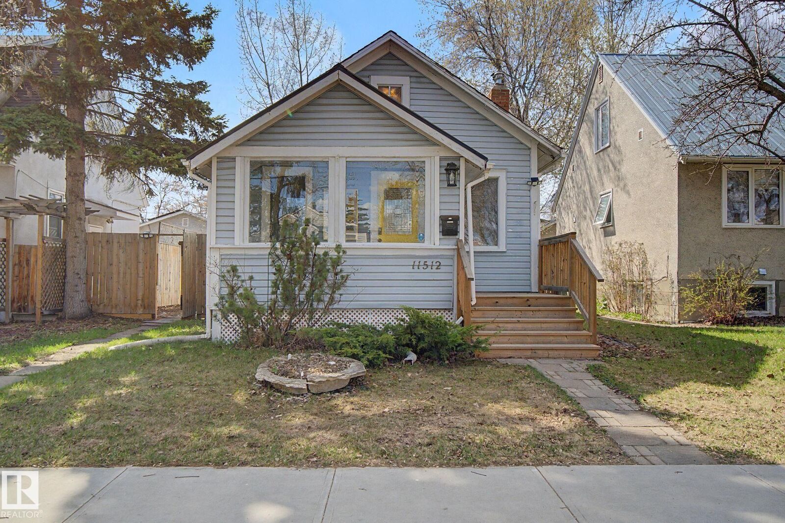 Property Photo:  11512 122 St NW  AB T5M 0C1 