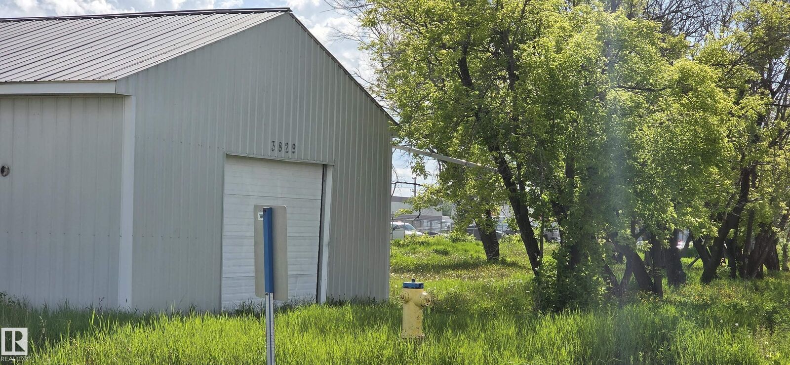 Property Photo:  3829 50 Street  AB T9M 1K6 