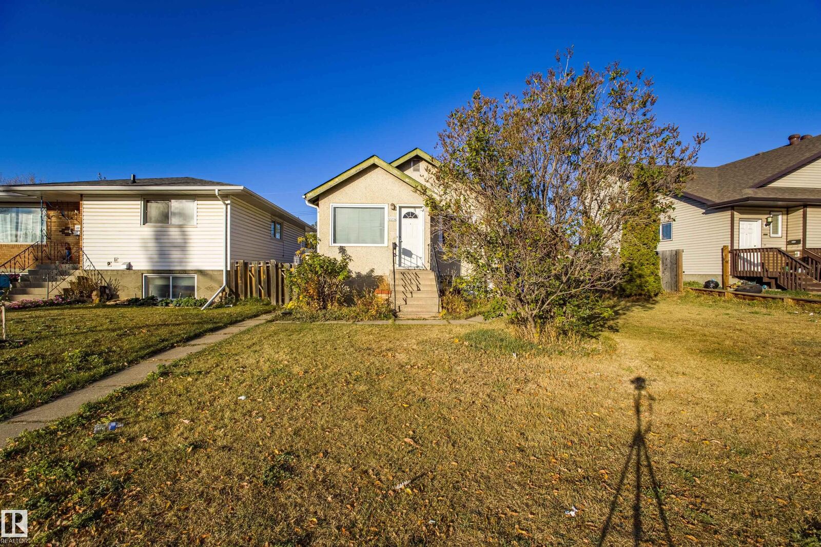 Property Photo:  12716 12718 94 Street NW  AB T5E 3V5 