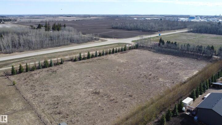 Property Photo:  Hwy 18 & RR 270  AB T7P 2P6 