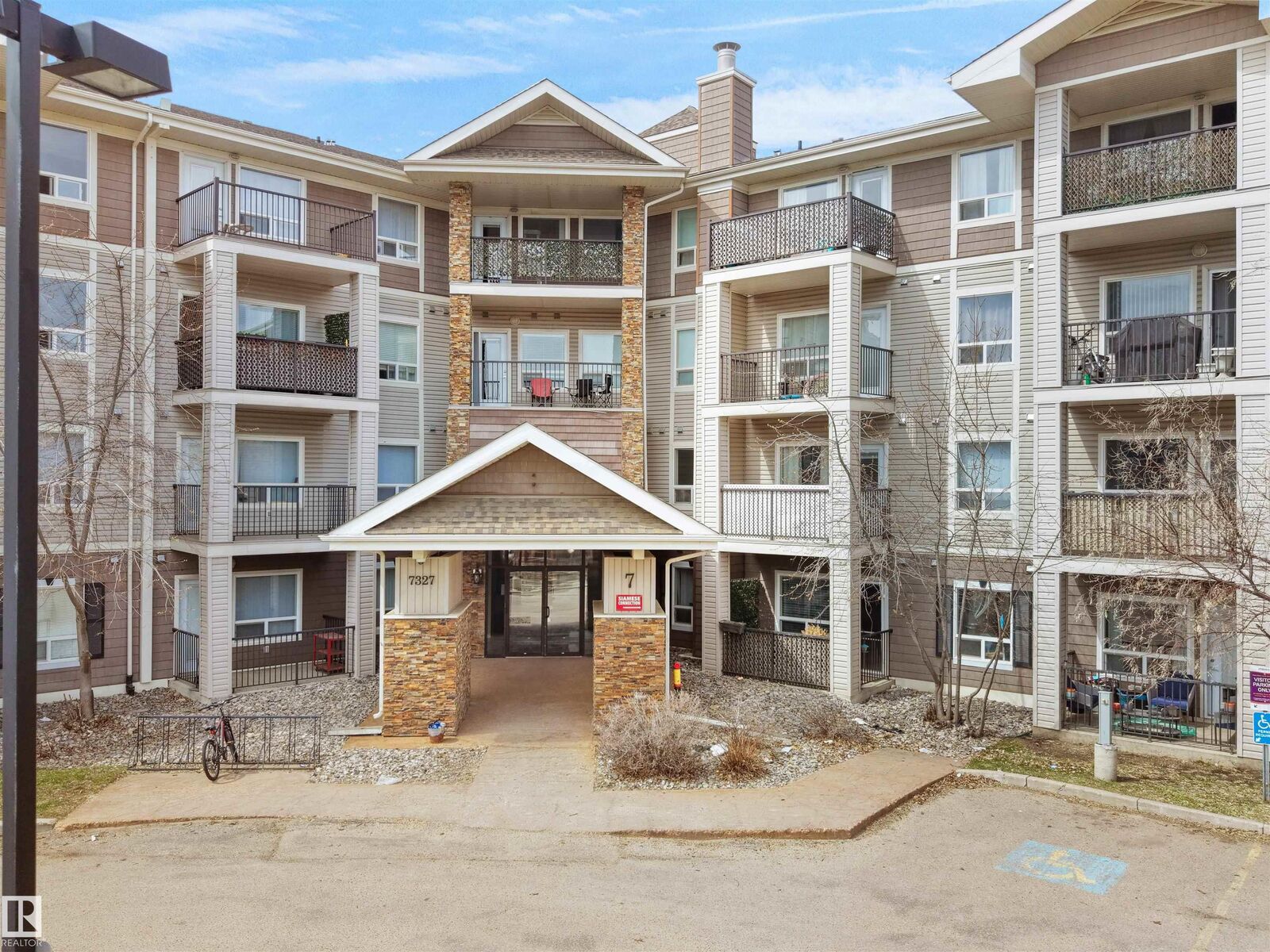 Property Photo:  7327 South Terwillegar Drive NW 7123  AB T6R 0L8 