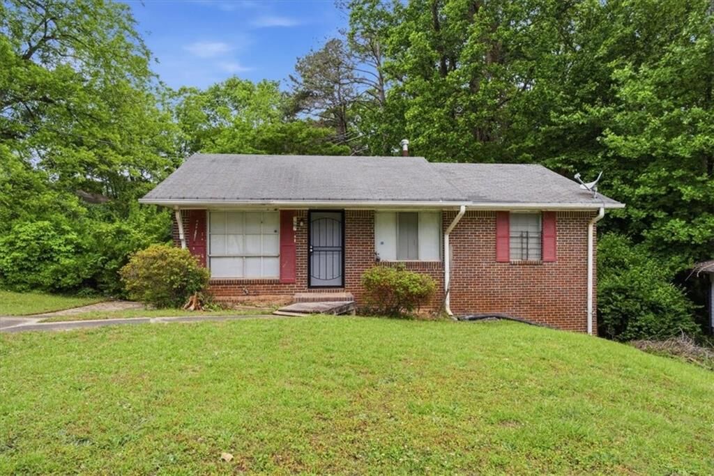 Property Photo:  1947 Grange Drive SE  GA 30315 