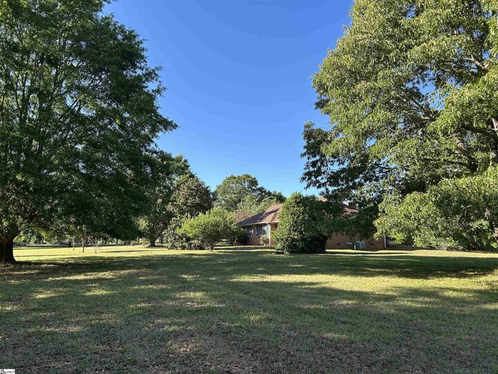 Property Photo:  112 Arnold Road  SC 29669 