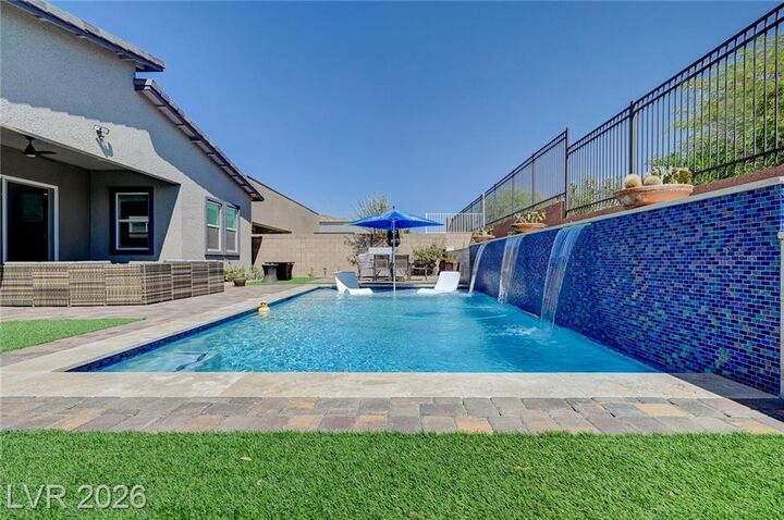 Property Photo:  33 Reverie Heights Avenue  NV 89011 