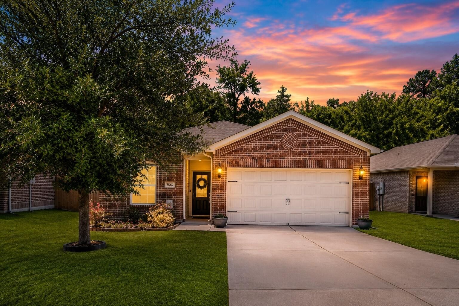 Property Photo:  7562 Fettle Lane  TX 77304 