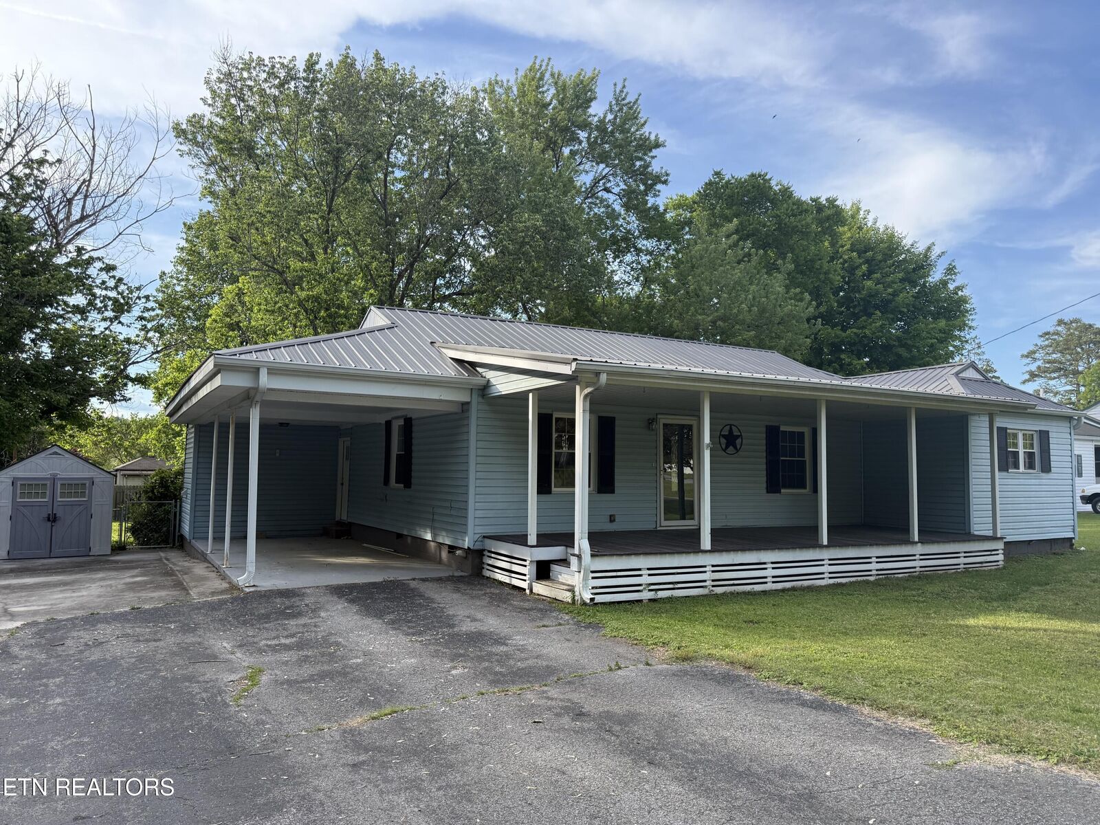 Property Photo:  1113 Mayflower Rd  TN 37763 