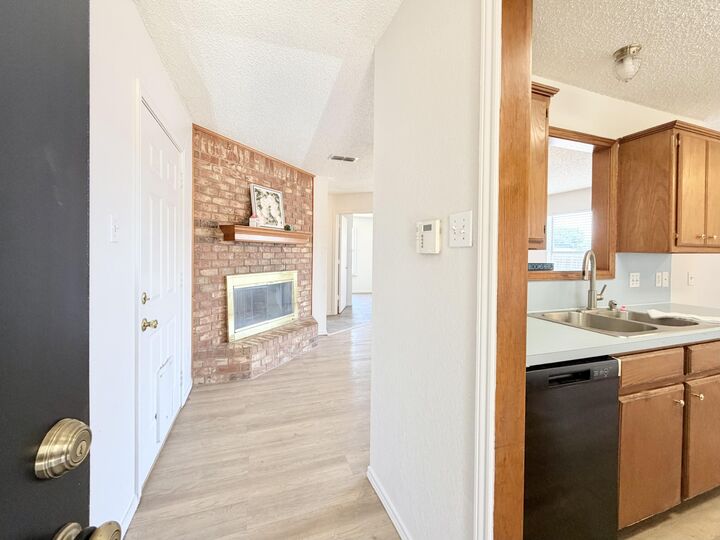 Property Photo: 1102 81st Street TX 79423