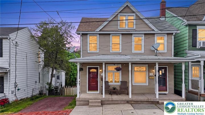 Property Photo: 347 Union Street PA 18252