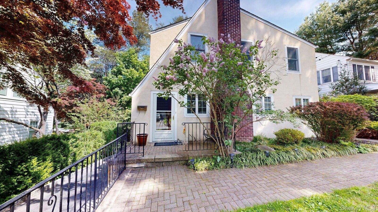 Property Photo:  15 Woodbine Road  NY 10533 