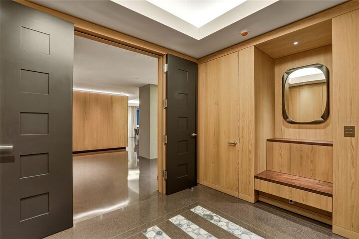 Property Photo:  400 Beach Drive NE 2605  FL 33701 