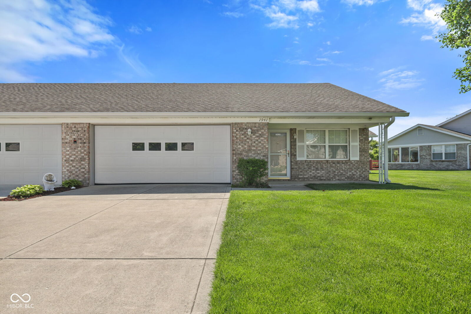 Property Photo:  7947 Bentley Commons Drive  IN 46259 