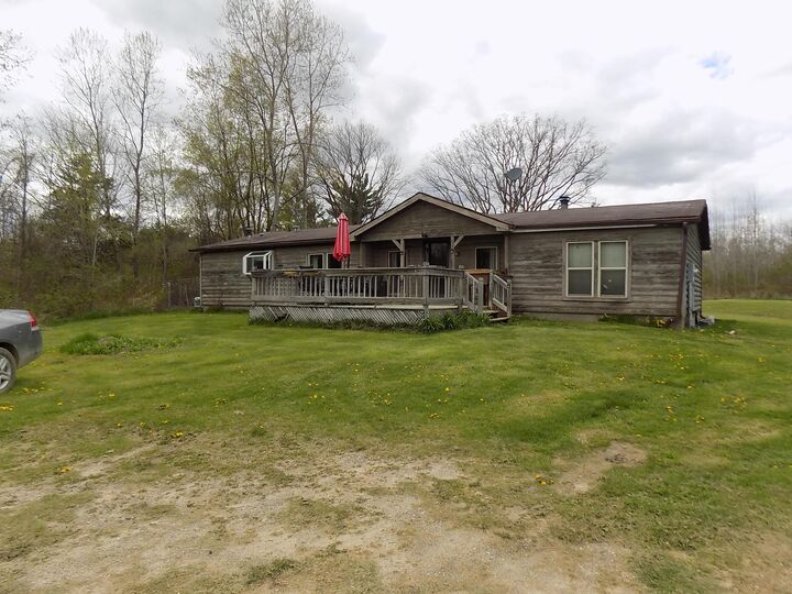 Property Photo:  8901 E Ashard Road  MI 48617 