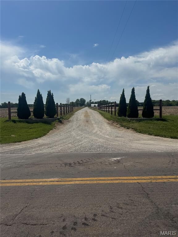 Property Photo: 28345 State Highway F MO 63390