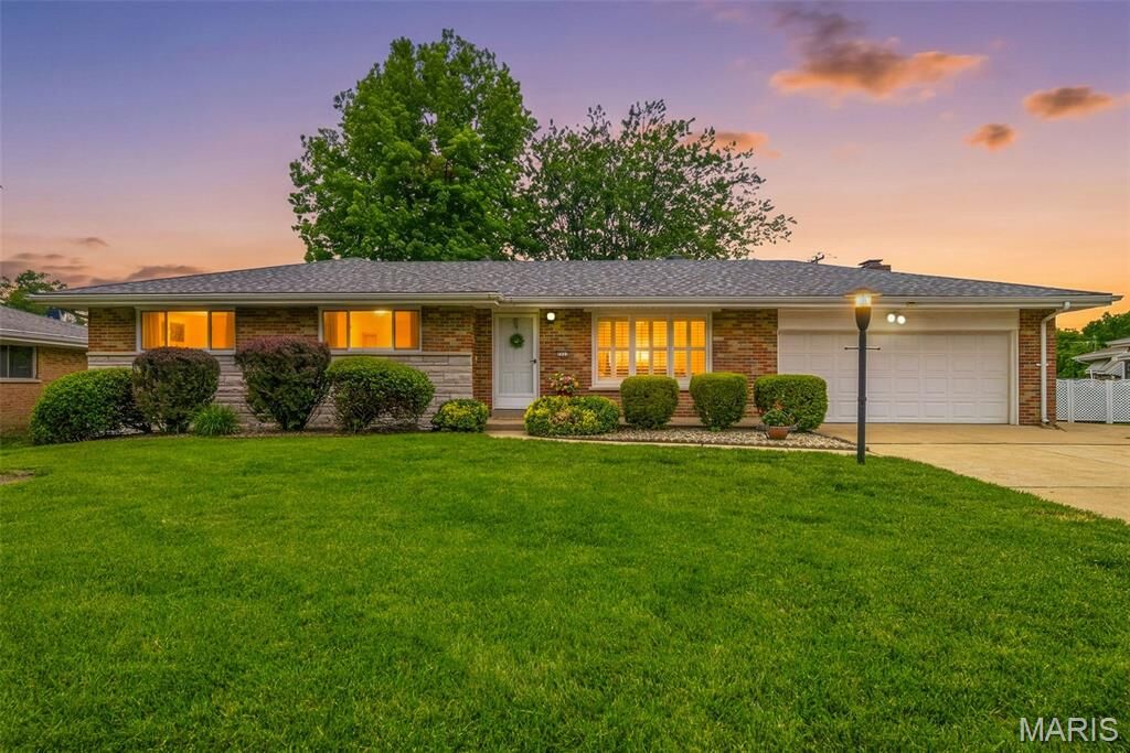 Property Photo:  7712 Sunray Lane  MO 63123 